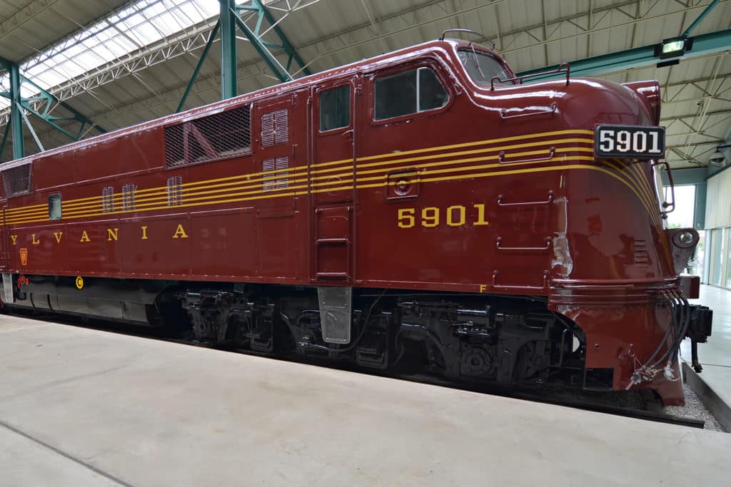 Diesel Electric Locomotive Maintenance: E7 passenger locomotives ...